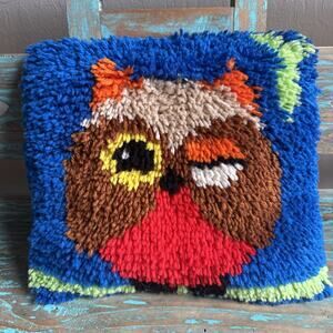 Vintage Winking Owl Latch Hook Pillow 12” Handmade Colorful Finished Funky Retro